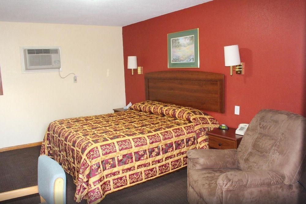 Budget Inn Oskaloosa 外观 照片