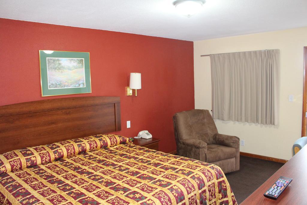 Budget Inn Oskaloosa 外观 照片